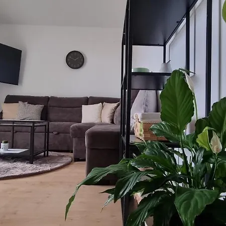 Apartment Sa Pogledom Na U Linardicima