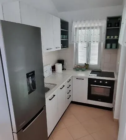 Sa Pogledom Na U Linardicima Apartment